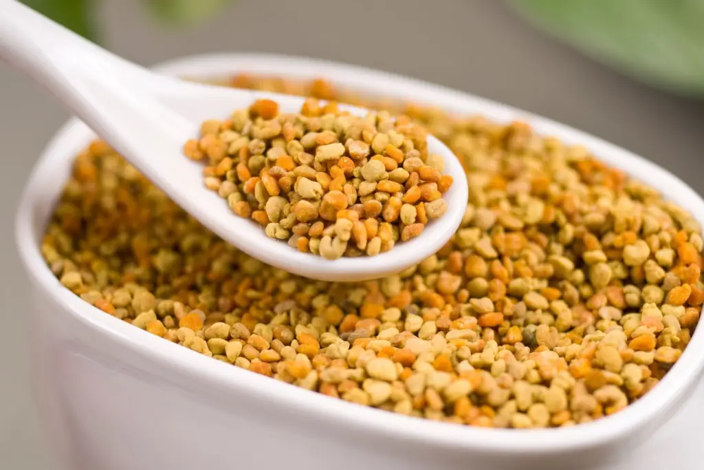 Cómo tomar polen de abeja y aprovechar al máximo sus beneficios
